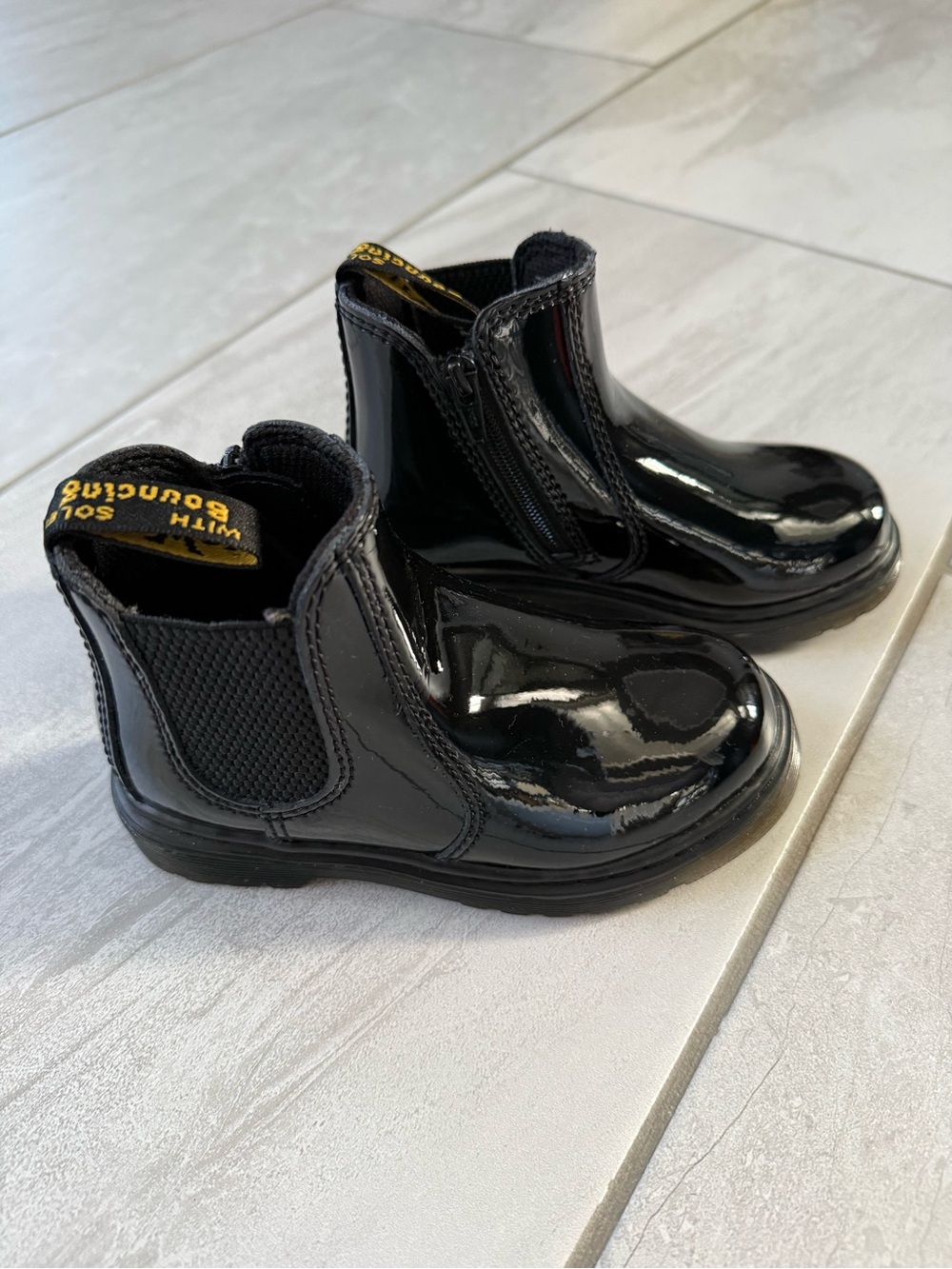 Dr. Marten Kids Black Patent Chelsea Boots -